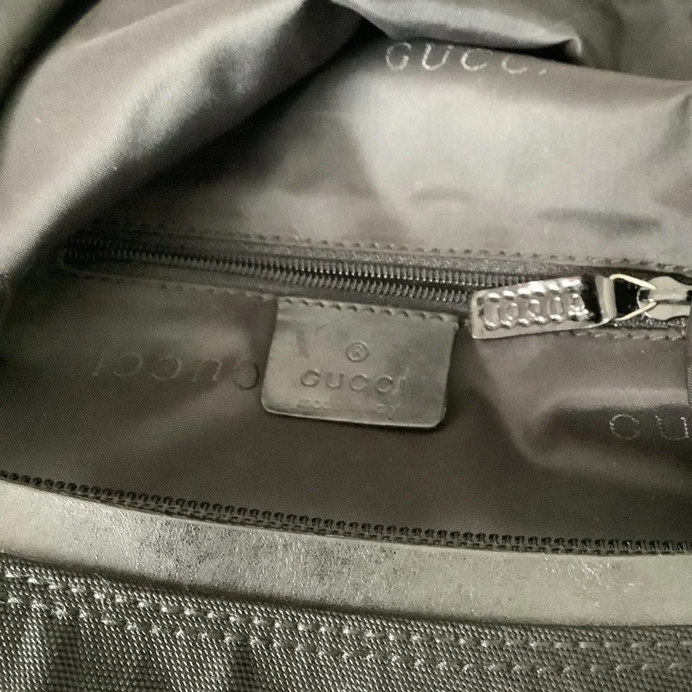 Authentic GUCCI hobo bag 🌹🌹🌹 - Picture 6 of 16